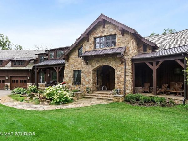 14N306 Highland Avenue , Elgin, IL 60123