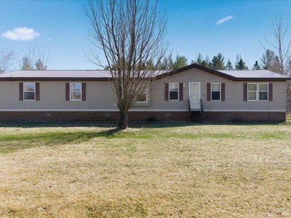 4612 E Valley Brook Road, Superior, WI 54880