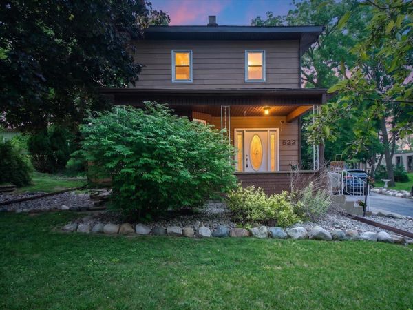 522 Saginaw Street E, St Louis, MI 48880