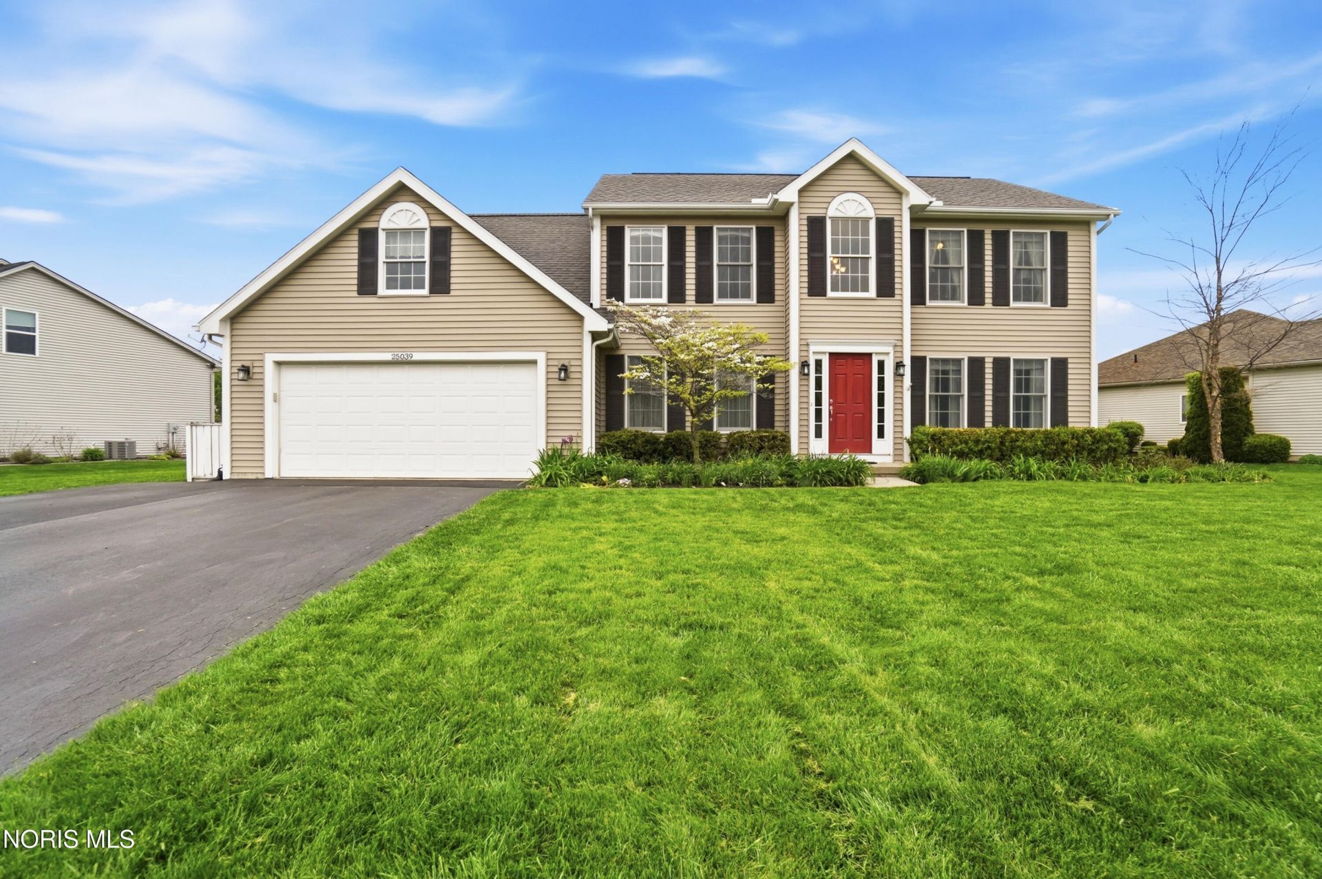 25039 Saddle Horn Drive , Perrysburg, OH 43551 Main Photo