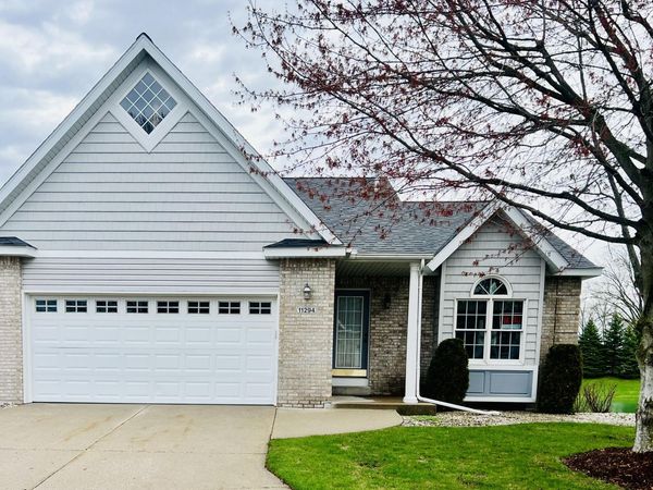 11294 Blue Heron Parkway, Holland, MI 49424