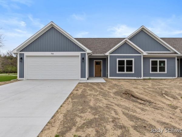 754 Noble Drive, Belding, MI 48809