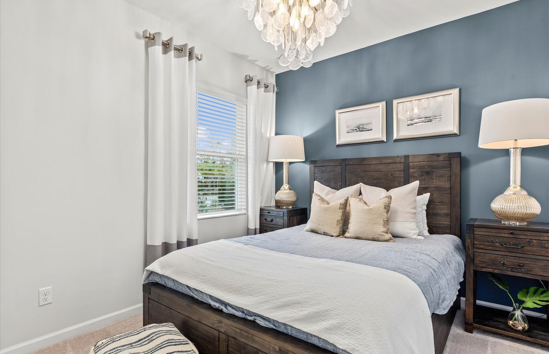 823 Meadowbrook Lane Photo 8