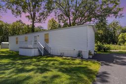 1105 Highway 15  photo 4