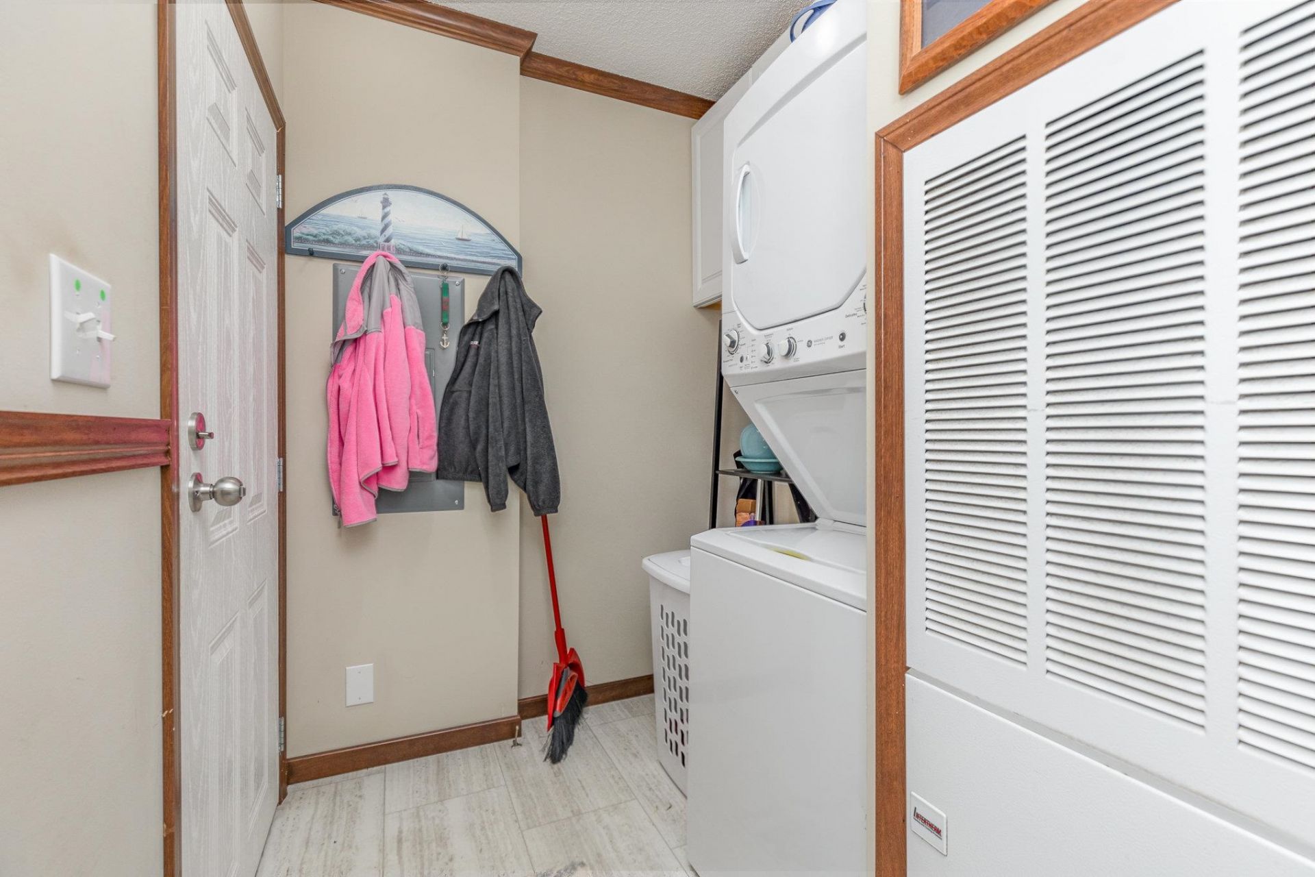 1105 Highway 15  Photo 24