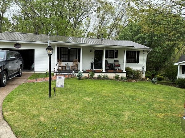 33 Edgewood Lane, Spencer, WV 25276