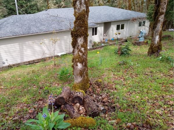 15577 Oakdale Rd, Dallas, OR 97338