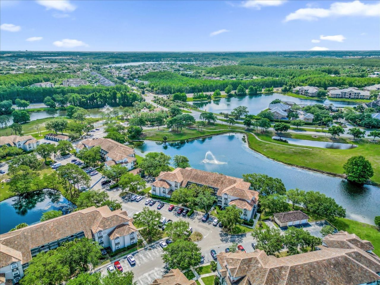 13803 Fairway Island Drive, Unit 1626, Orlando, FL 32837 Photo