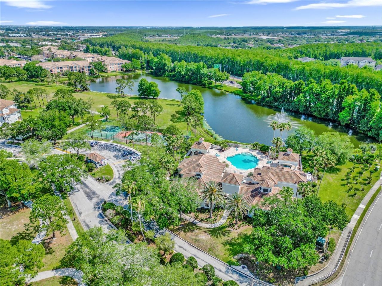13803 Fairway Island Drive, Unit 1626, Orlando, FL 32837 Photo