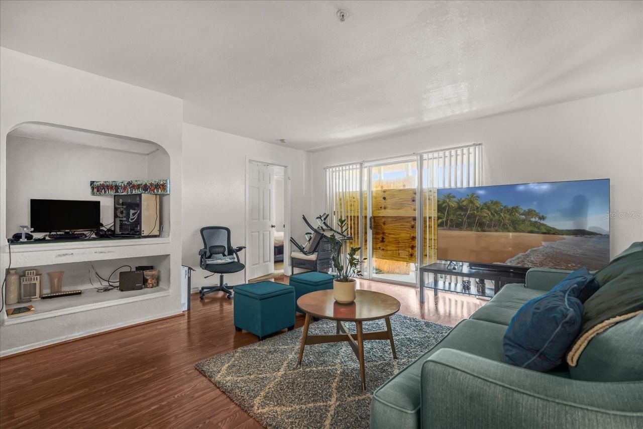 13803 Fairway Island Drive, Unit 1626, Orlando, FL 32837 Photo