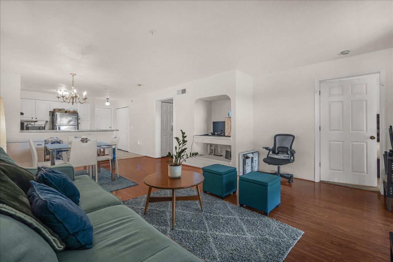 13803 Fairway Island Drive, Unit 1626, Orlando, FL 32837 Photo