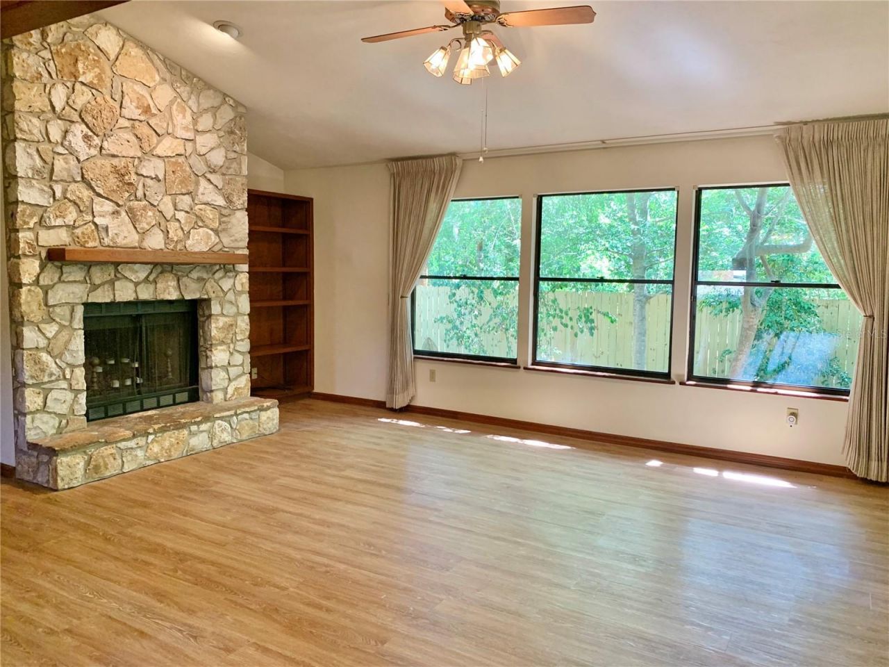 1017 SW 79th Terrace , Gainesville, FL 32607 Photo
