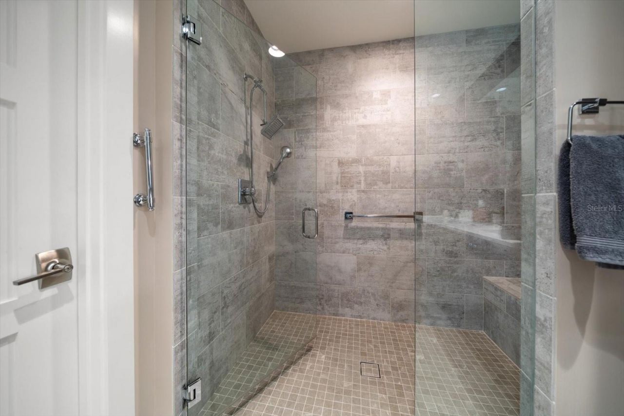 145 Belleview Boulevard, Unit 201, Belleair, FL 33756 Photo