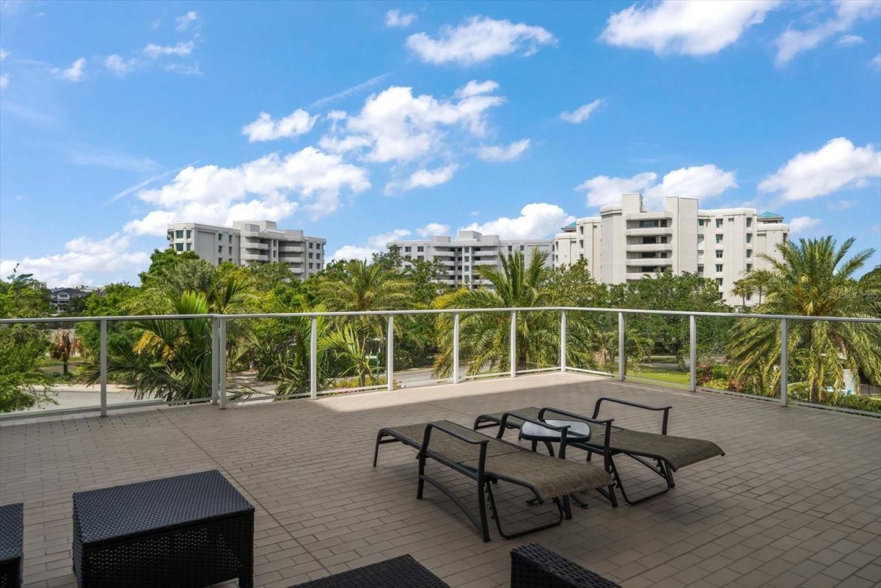 145 Belleview Boulevard, Unit 201, Belleair, FL 33756 Photo