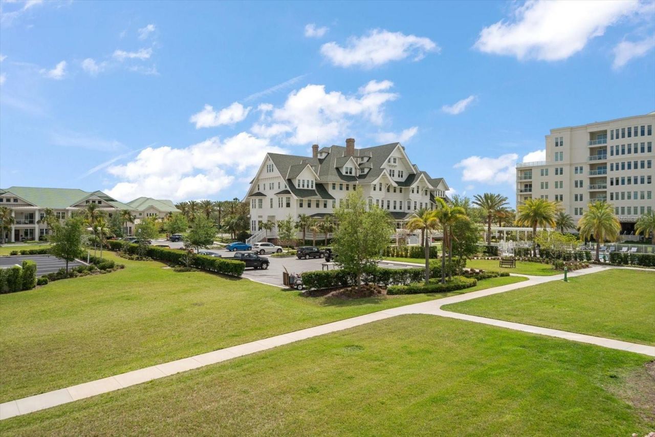 145 Belleview Boulevard, Unit 201, Belleair, FL 33756 Photo