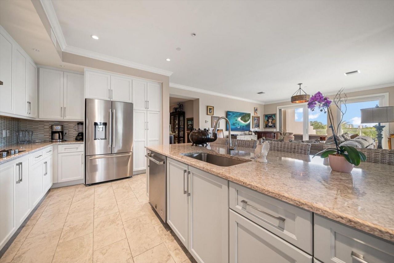 145 Belleview Boulevard, Unit 201, Belleair, FL 33756 Photo