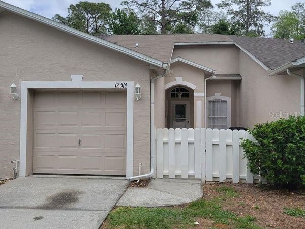 12514 HOLLYBROOK LANE , HUDSON, FL 34669