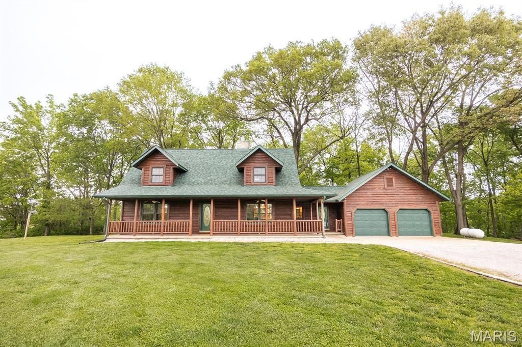 1317 Simmons Road, O Fallon, IL 62269 Main Photo