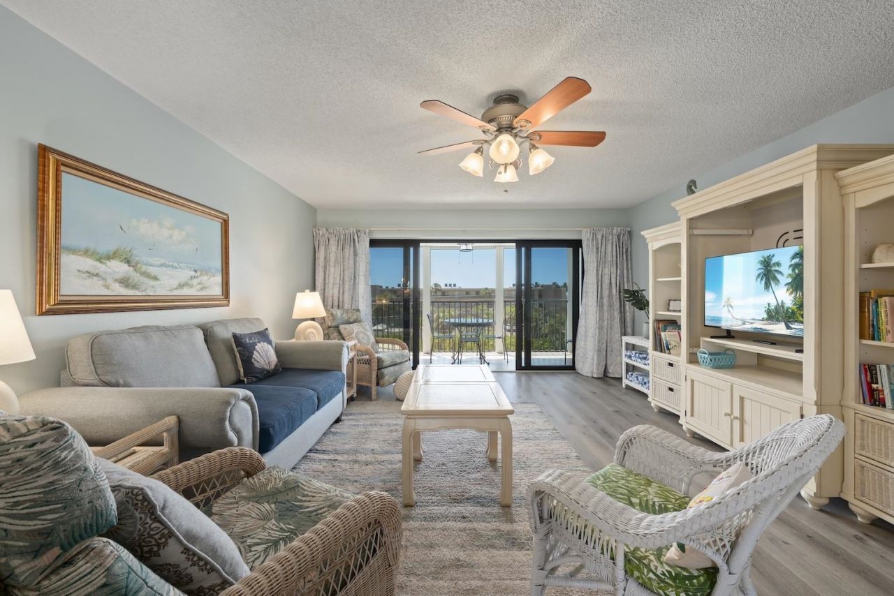 1440 Middle Gulf Dr, Unit 4C, Sanibel, FL 00000 Photo
