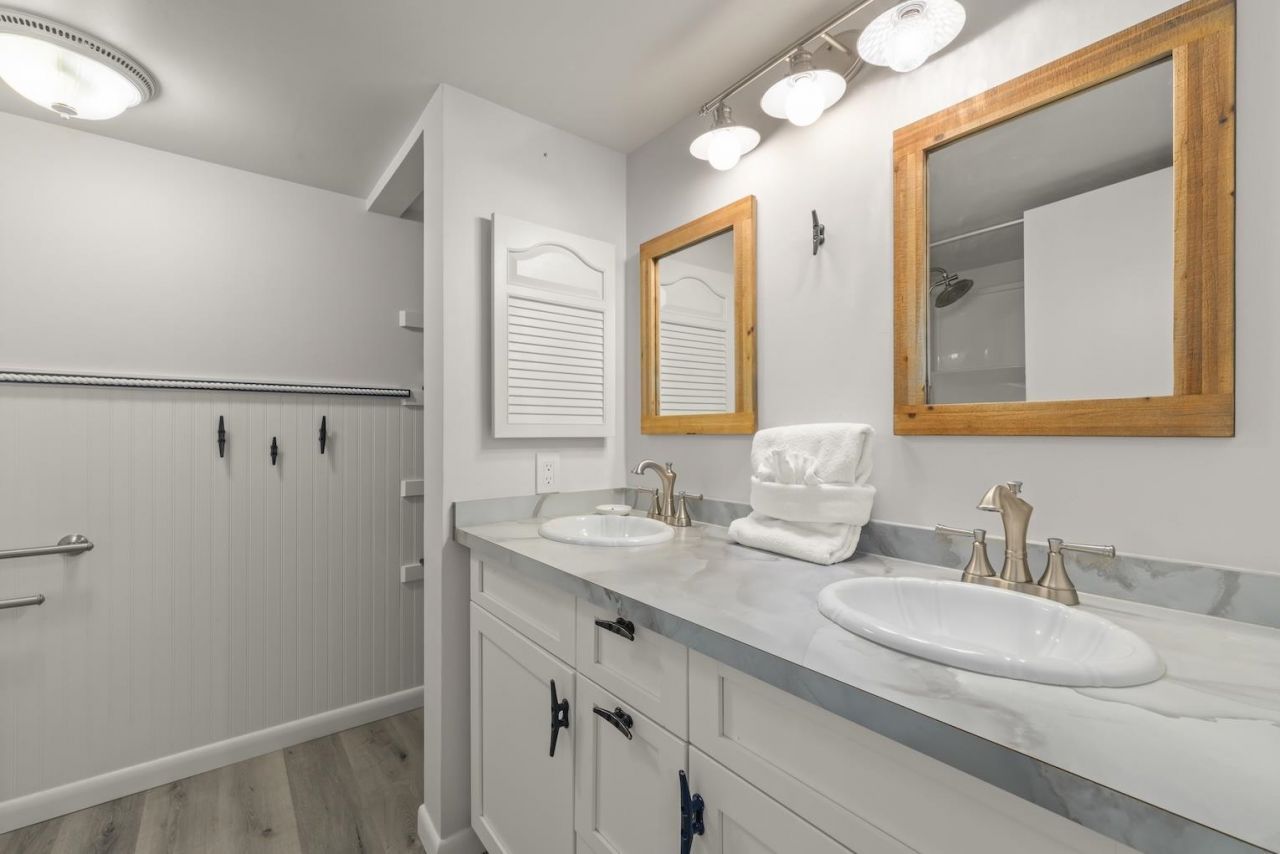 1440 Middle Gulf Dr, Unit 4C, Sanibel, FL 00000 Photo