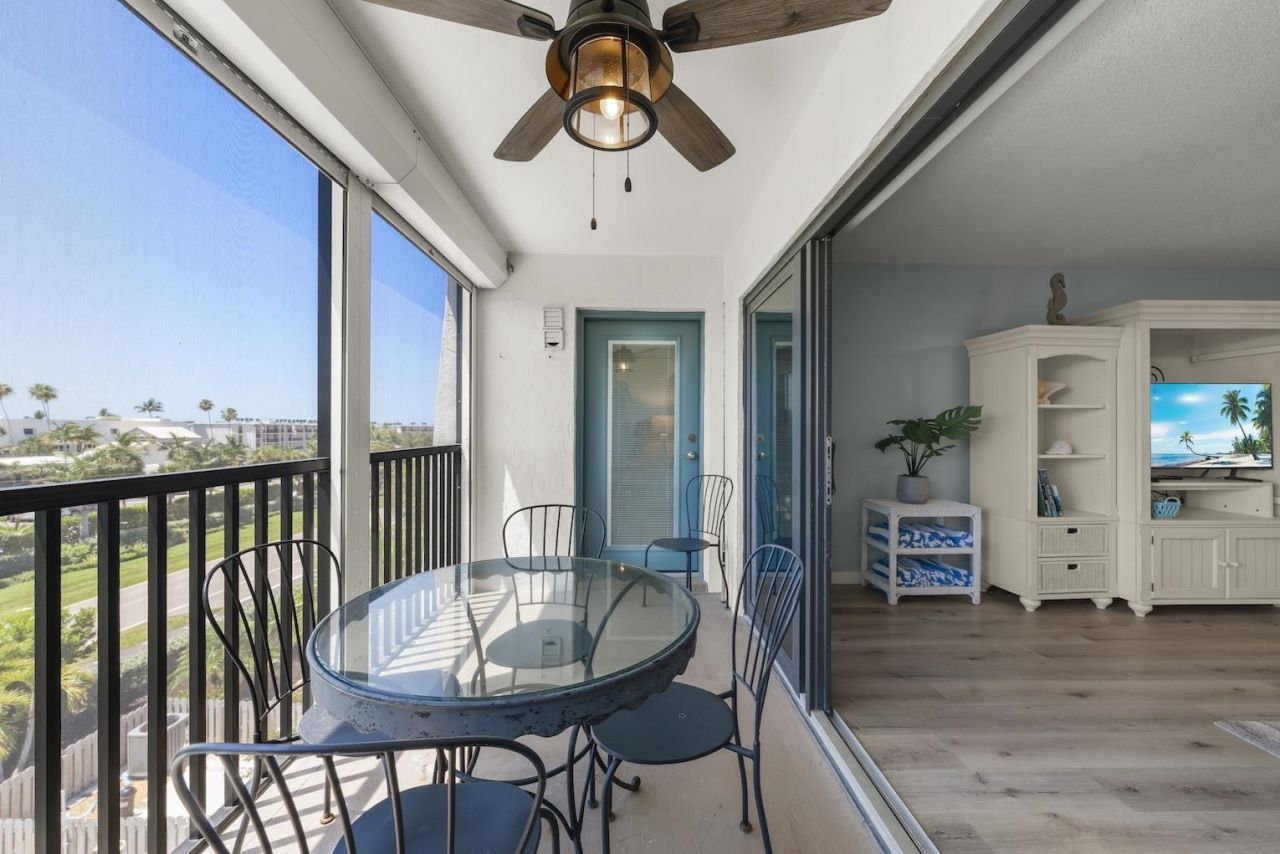 1440 Middle Gulf Dr, Unit 4C, Sanibel, FL 00000 Photo