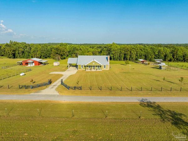 4425 Dream Acres Rd, Molino, FL 32577