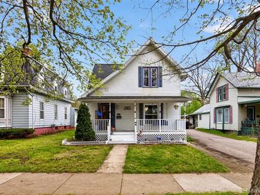 647 N Washington Street, Owosso, MI 48867