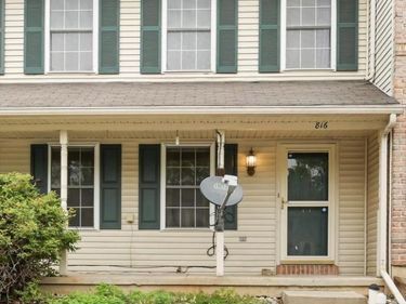 816 ROCKWOOD DRIVE, ELIZABETHTOWN, PA 17022