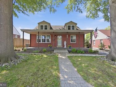 804 RHOADS AVENUE, BOYERTOWN, PA 19512