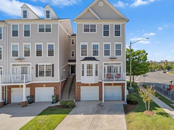 2499 CURIE, Unit 111, HERNDON, VA 20171