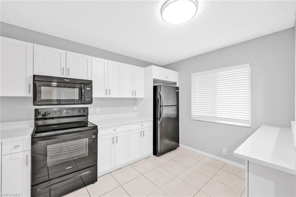 7791 Esmeralda Way, Unit L103, Naples, FL 34109 Photo
