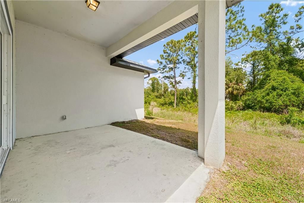 1032 Milwaukee Blvd , Lehigh Acres, FL 33974 Photo