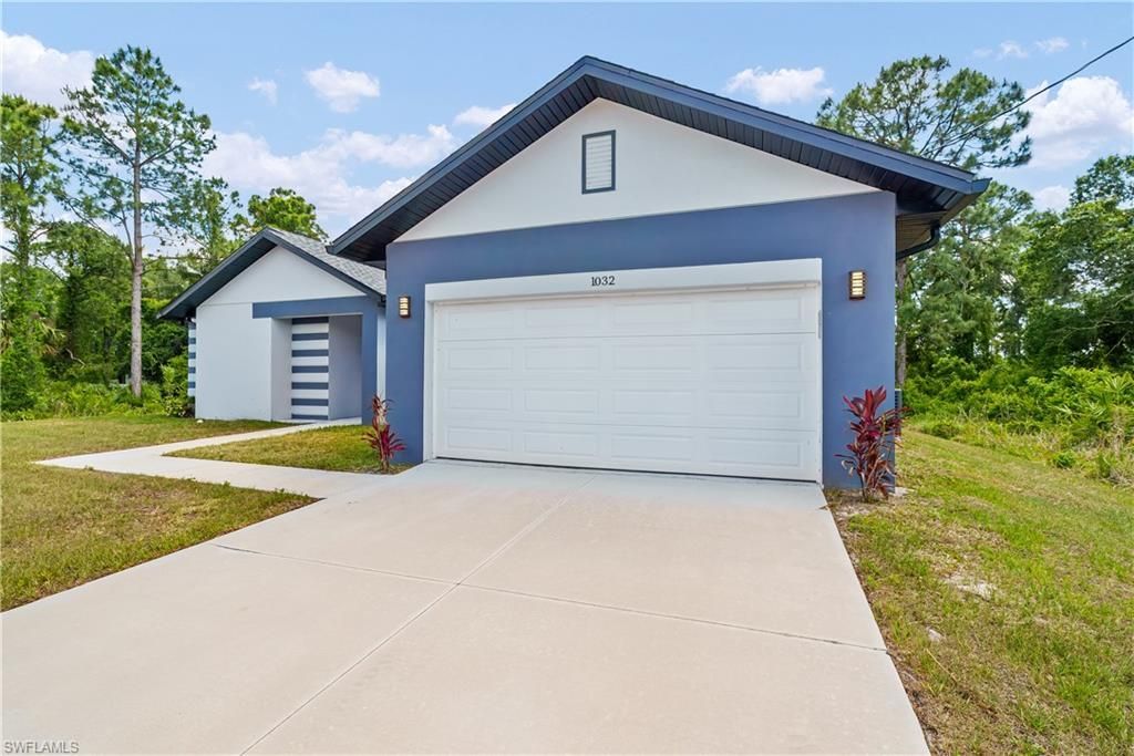 1032 Milwaukee Blvd , Lehigh Acres, FL 33974 Photo