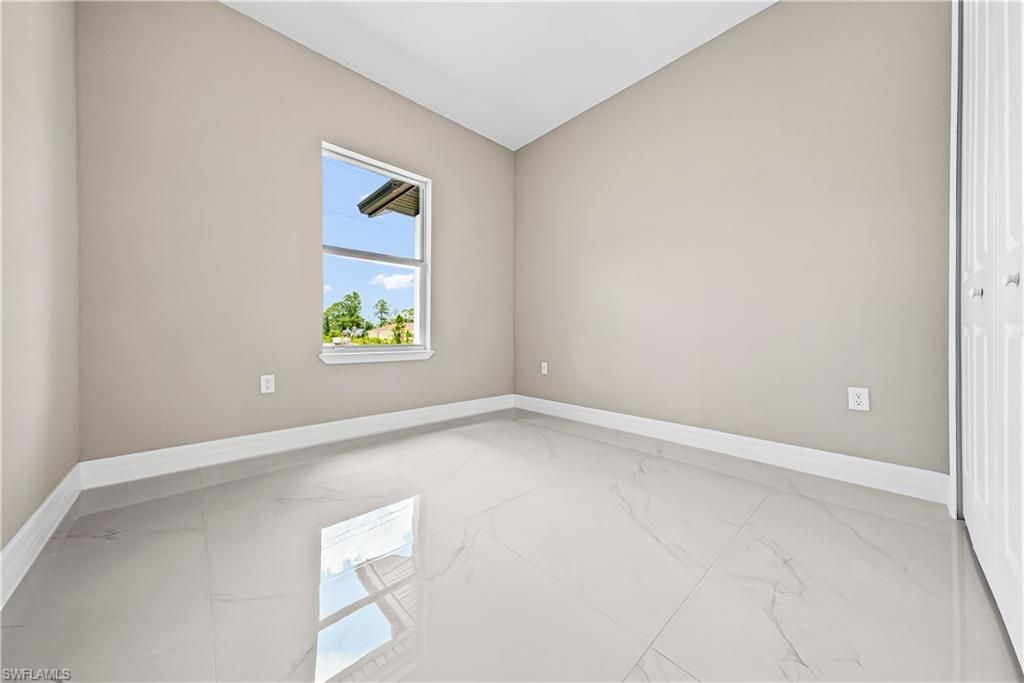 1032 Milwaukee Blvd , Lehigh Acres, FL 33974 Photo