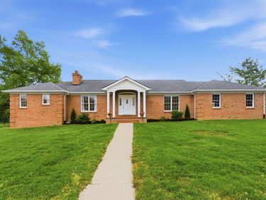 1041 Burnell Drive, Berea, KY 40403