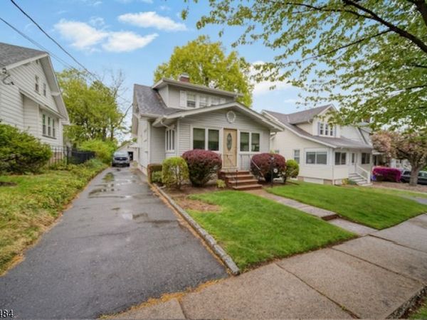 51 Sunset Ave, Bloomfield, NJ 07003