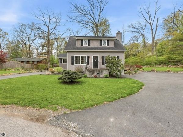 4 Tote Rd, Byram, NJ 07821