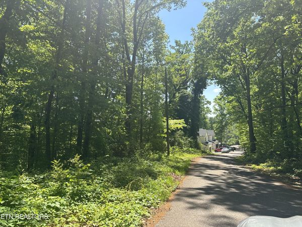 1170 SW Navy Drive, Knoxville, TN 37920