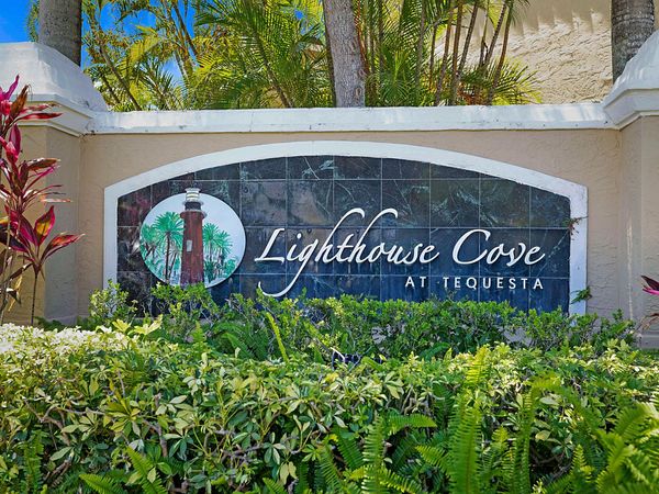 236 Village Boulevard, Unit 1304, Tequesta, FL 33469