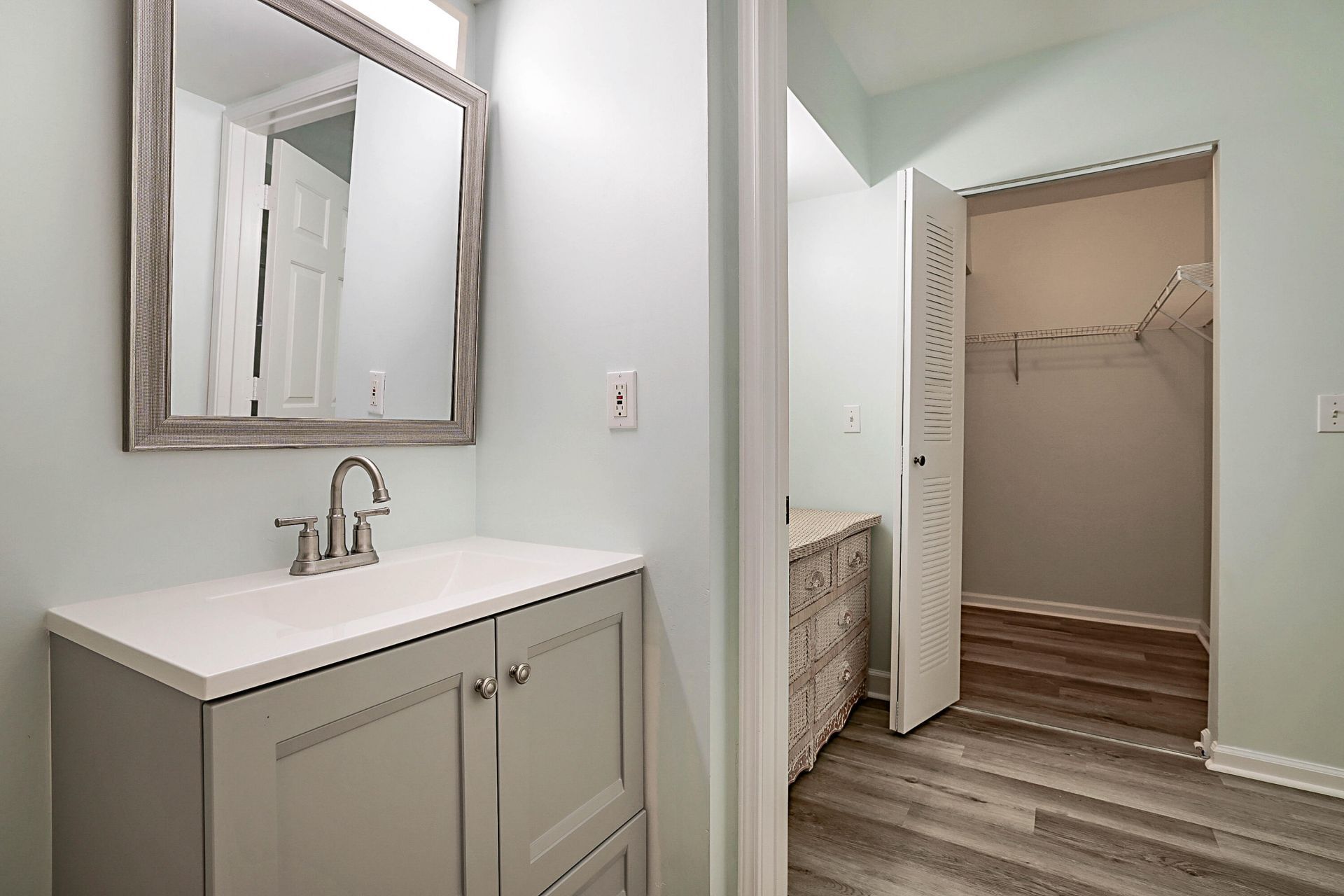 236 Village Boulevard, Unit 1304, Tequesta, FL 33469 Photo