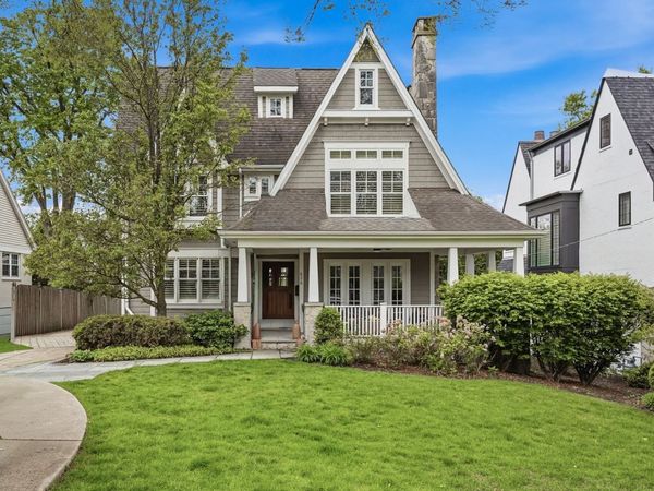 626 S Quincy Street , Hinsdale, IL 60521