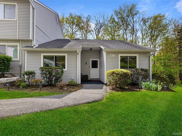 142 Flintlock Way , Unit F, Yorktown Heights, NY 10598