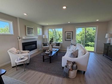 14703 Kingsview Lane N, Dayton, MN 55327