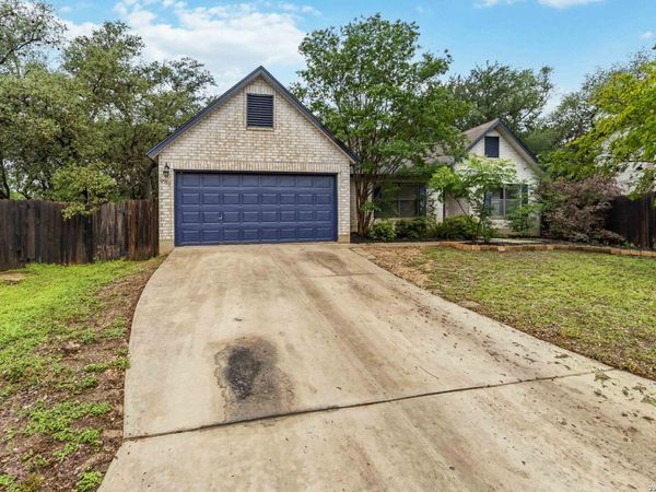 10903 BRISTLE OAK DR, San Antonio, TX 78249