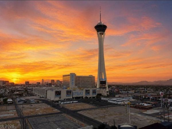 200 W Sahara Avenue , Unit 1112, Las Vegas, NV 89102