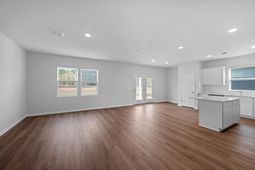 881 Meadowbrook Lane photo 4