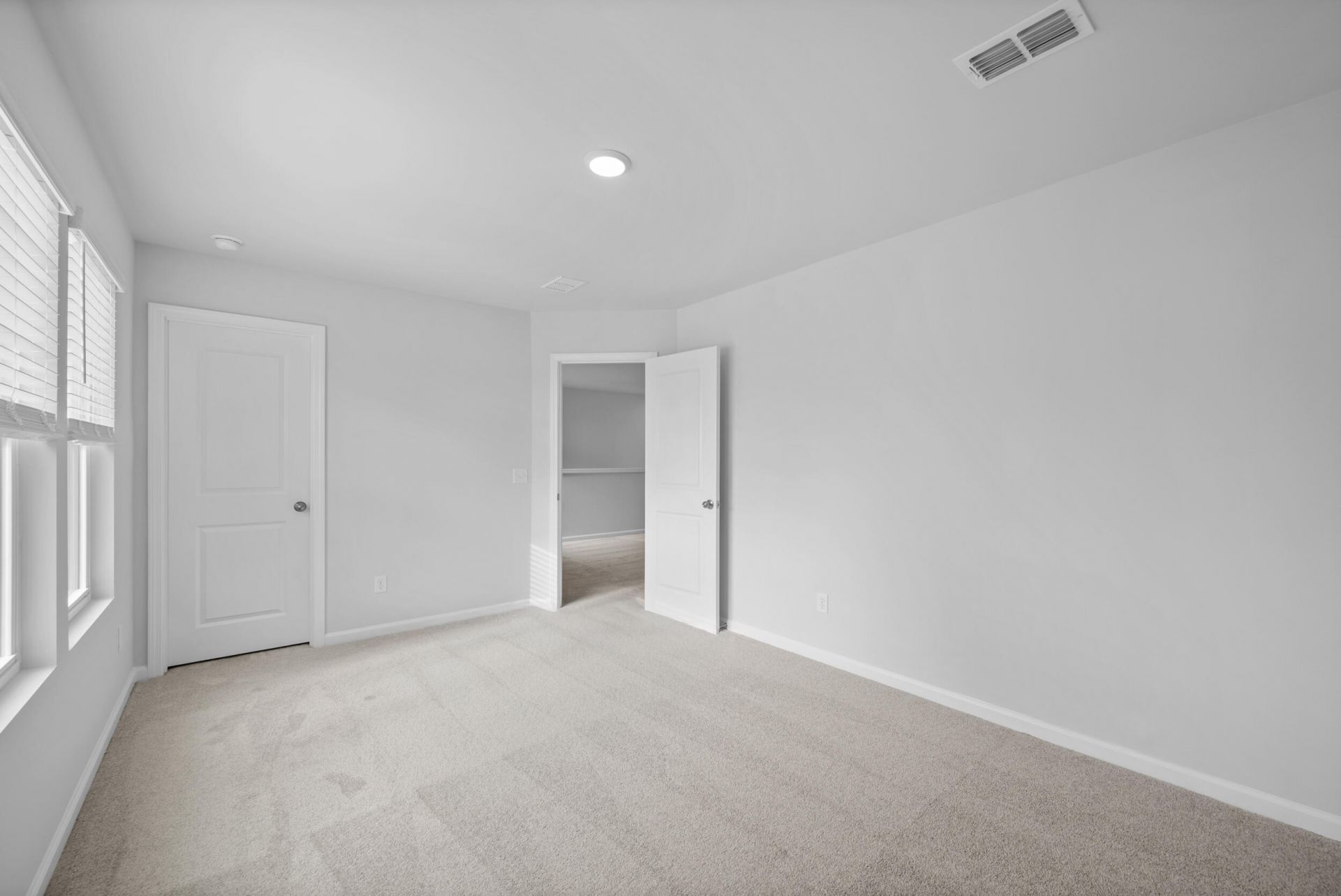 881 Meadowbrook Lane Photo 25