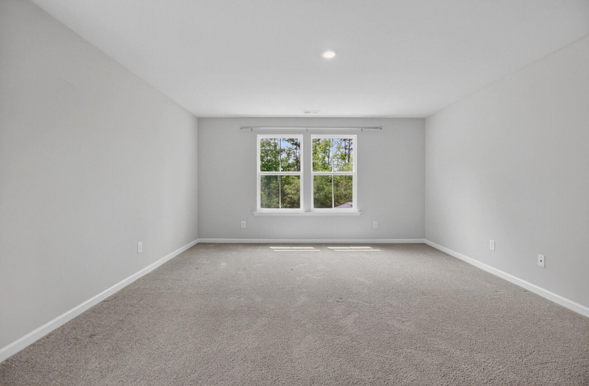 569 Yellow Leaf Lane Photo 21