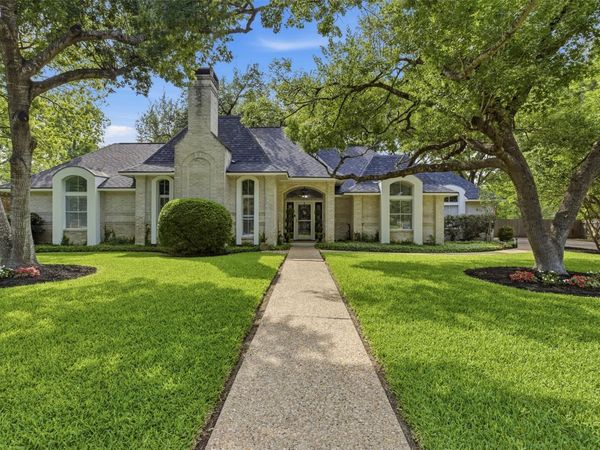 9 Hillway DR, Round Rock, TX 78664