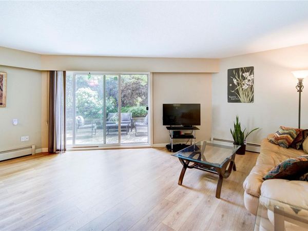 3800 Quadra St, Unit #101, Saanich, BC V8X 1H8